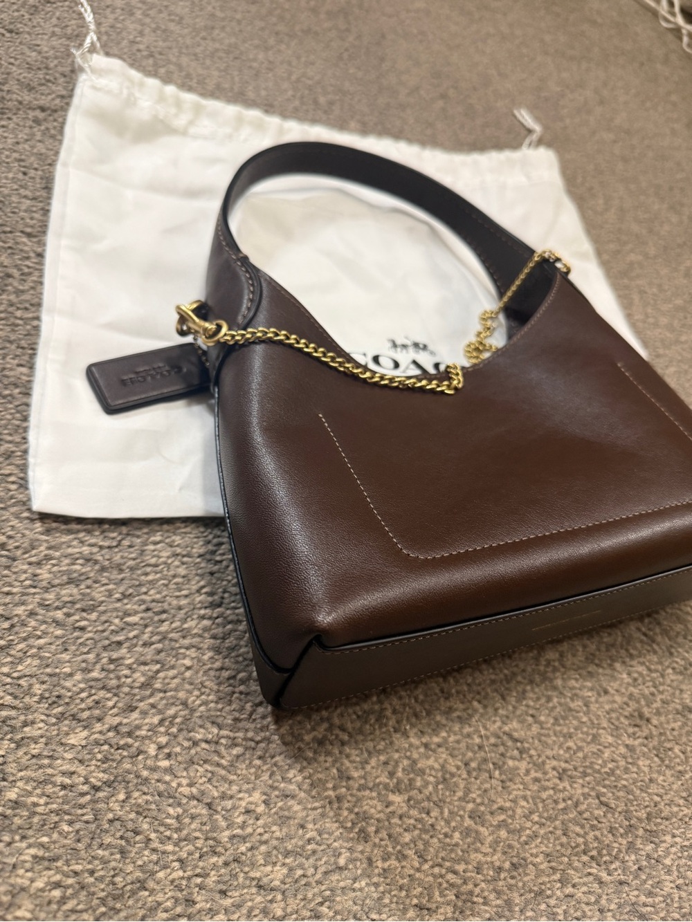 EUC Authentic Coach Brooklyn 23 in Maple - Picture 4 of 10